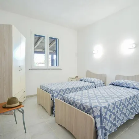Villaggio Emmesse Trilocal 3 דירה